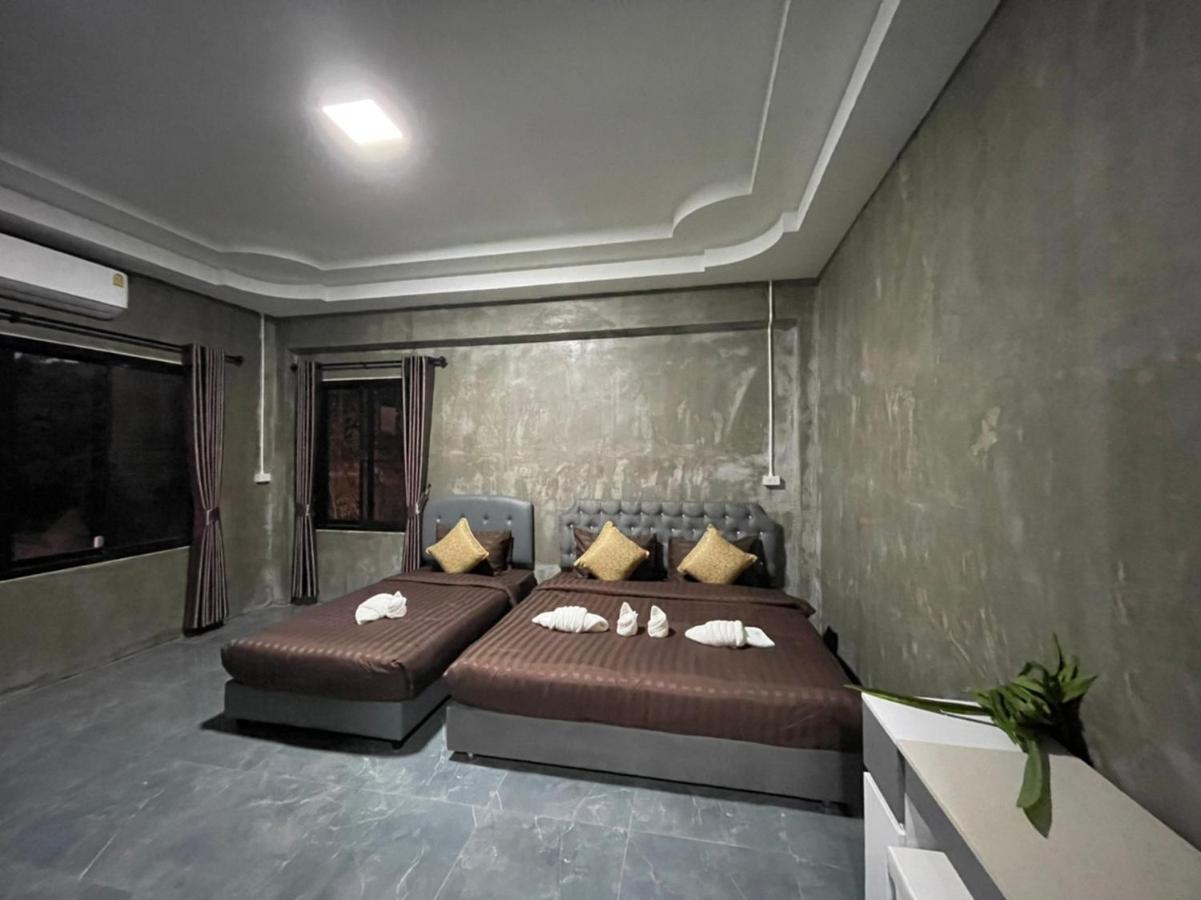 Hugpua Hotel Нан Экстерьер фото